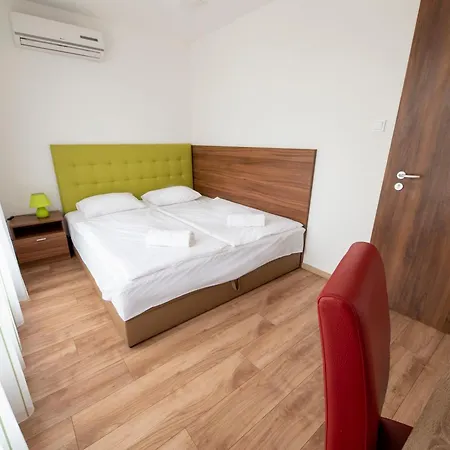 Veritas Apartment Zamardi